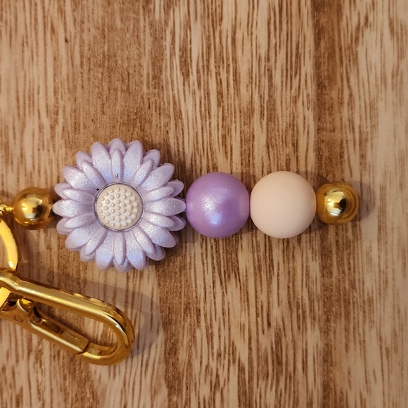 Beaded keychain - Picture 2 of 3